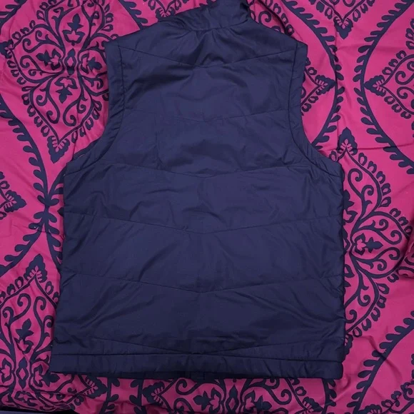 Black on black The North Face vest - Picture 3 of 3